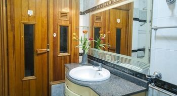 Khách sạn Sakura Saigon TP. Hồ Chí Minh